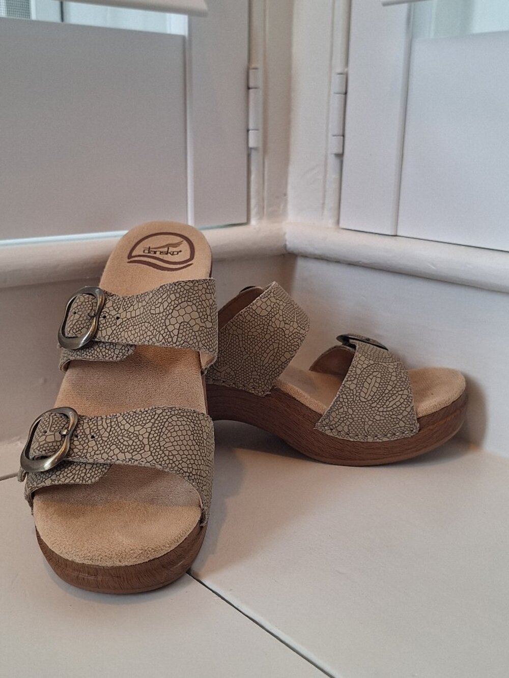 Dansko Sophie Clog-Style Sandals 37 EU/6.5 US